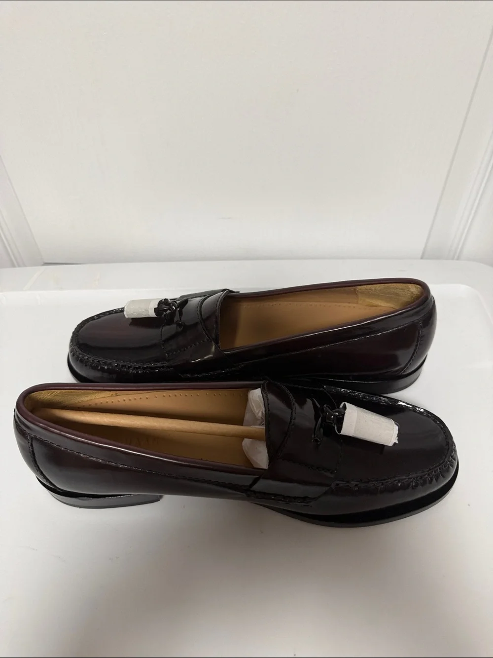 New Cole Haan Men’s Burgundy Pinch Tassel Loafers
